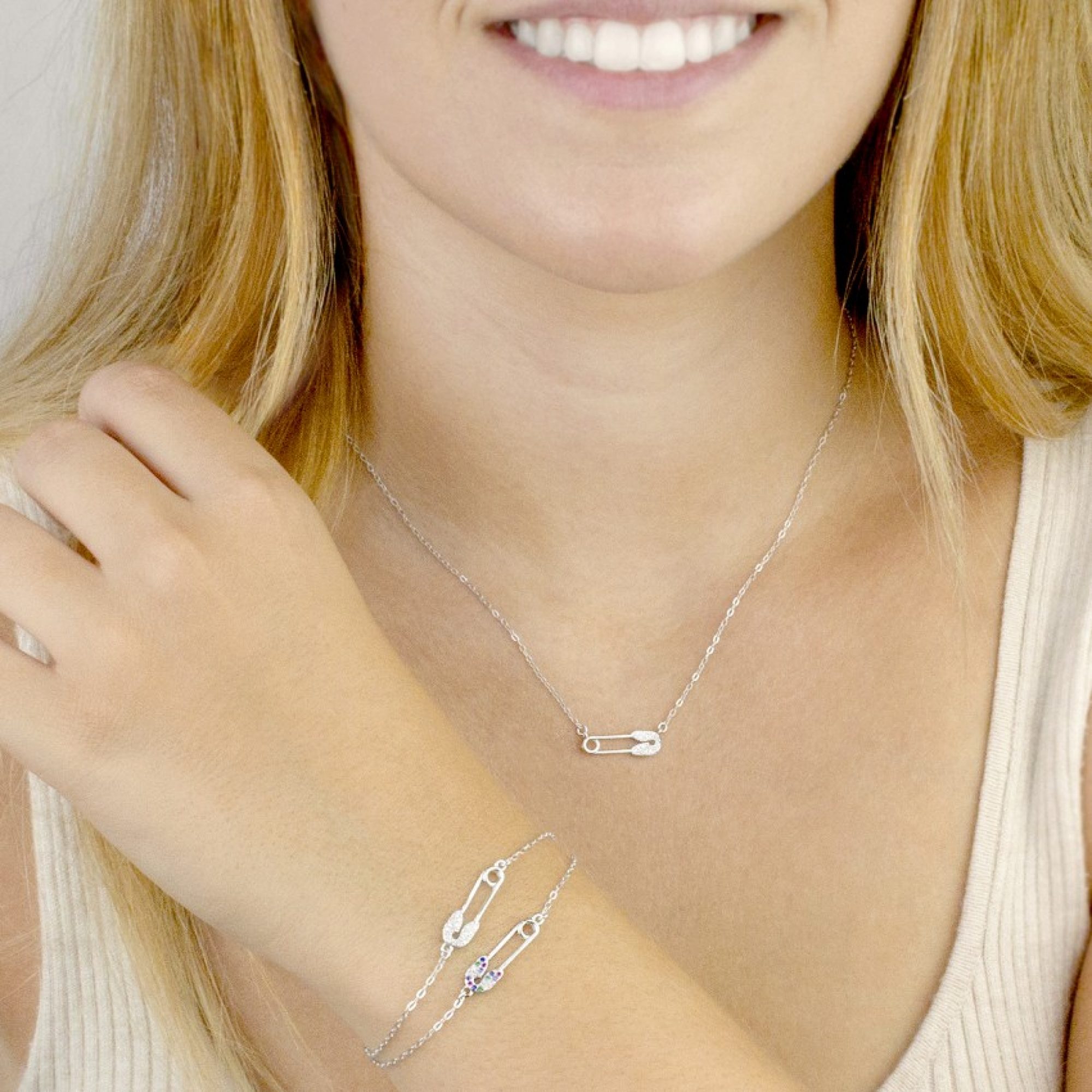 Κολιέ παραμάνα με πέτρες ζιργκόν