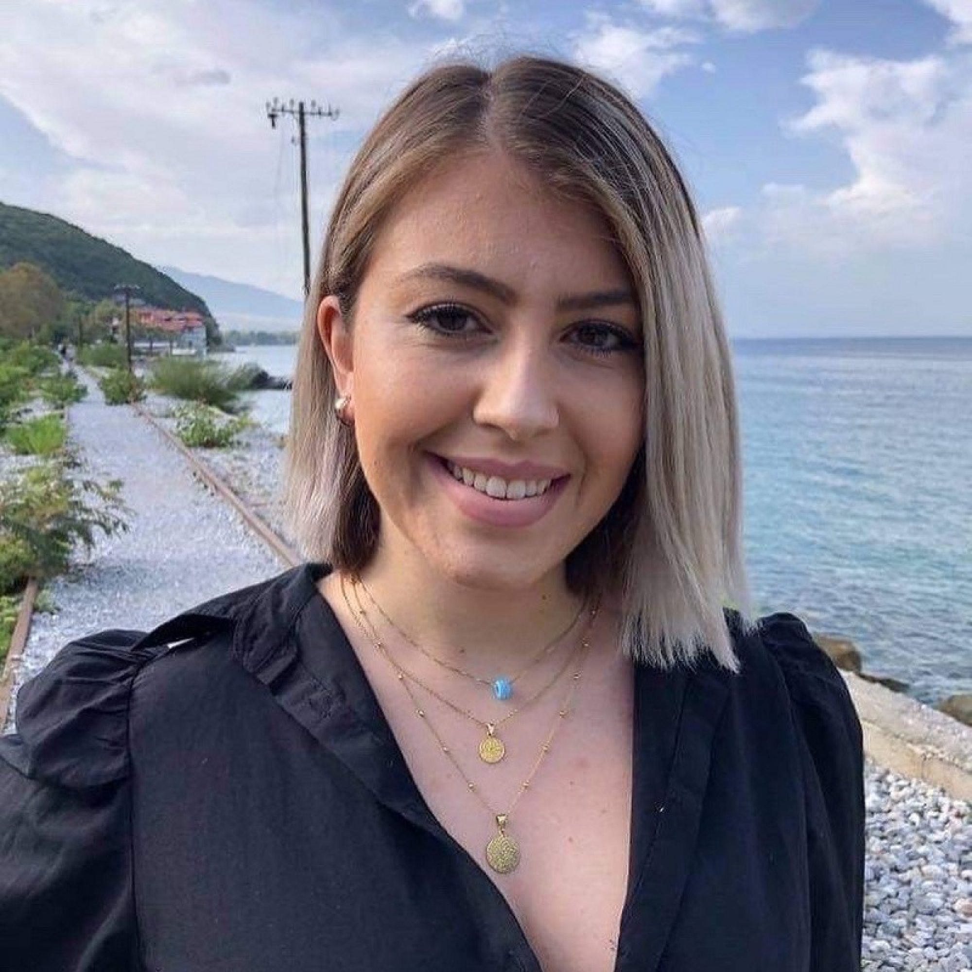 Αλυσίδα λαιμού με κόμπους επίχρυση