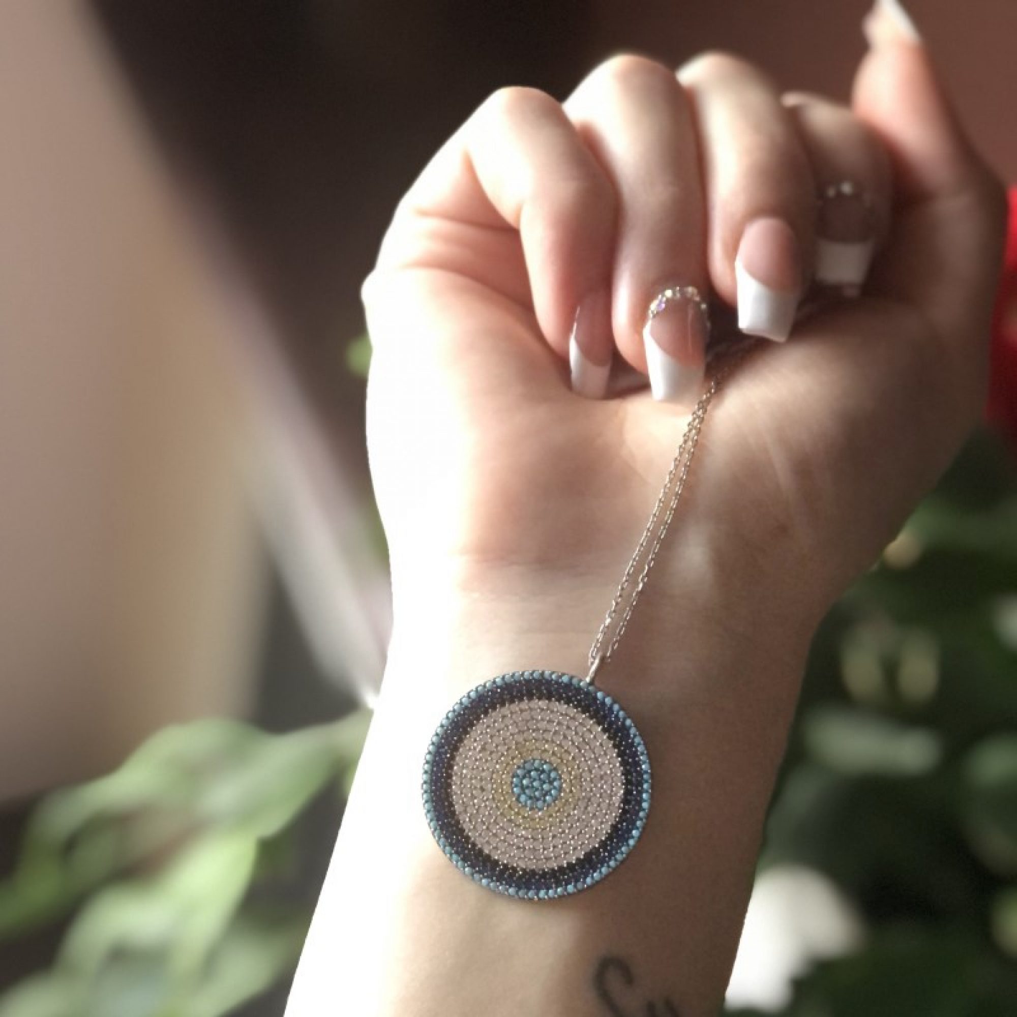 wear it like @milenaabramovic