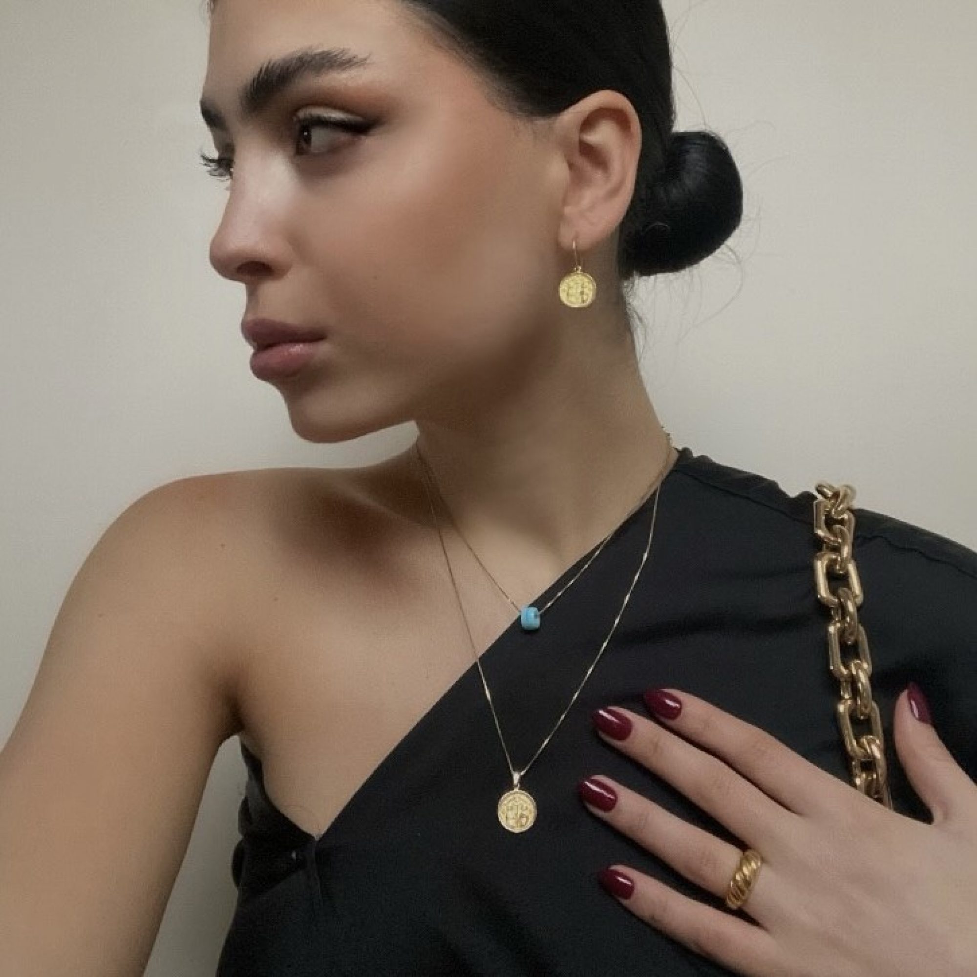 Σκουλαρίκια κωνσταντινάτα κρεμαστά επίχρυσα