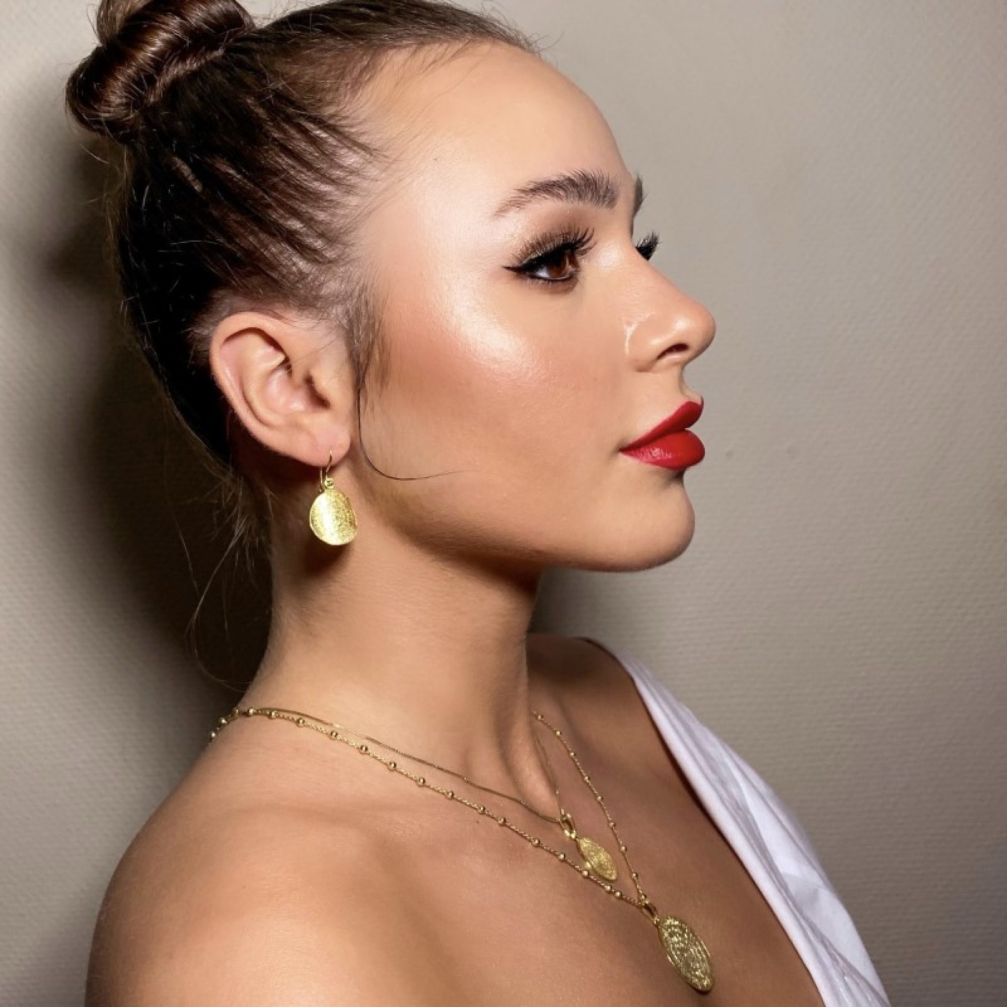 wear it like @stavroula.p.mua