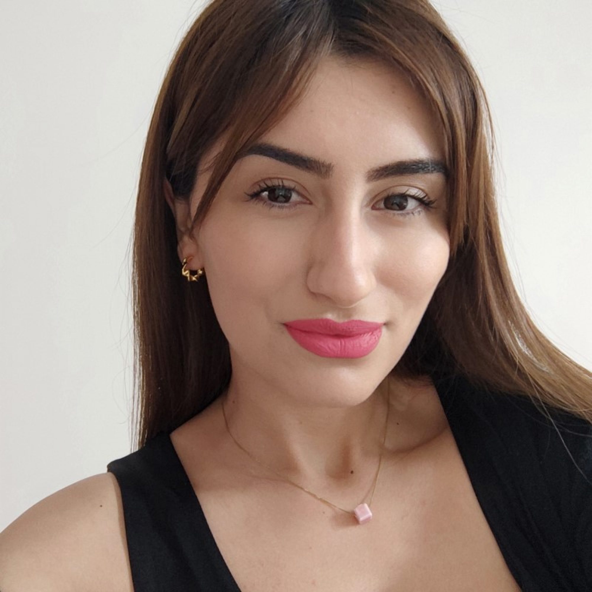 Κολιέ επίχρυσο με χάντρα ροζ