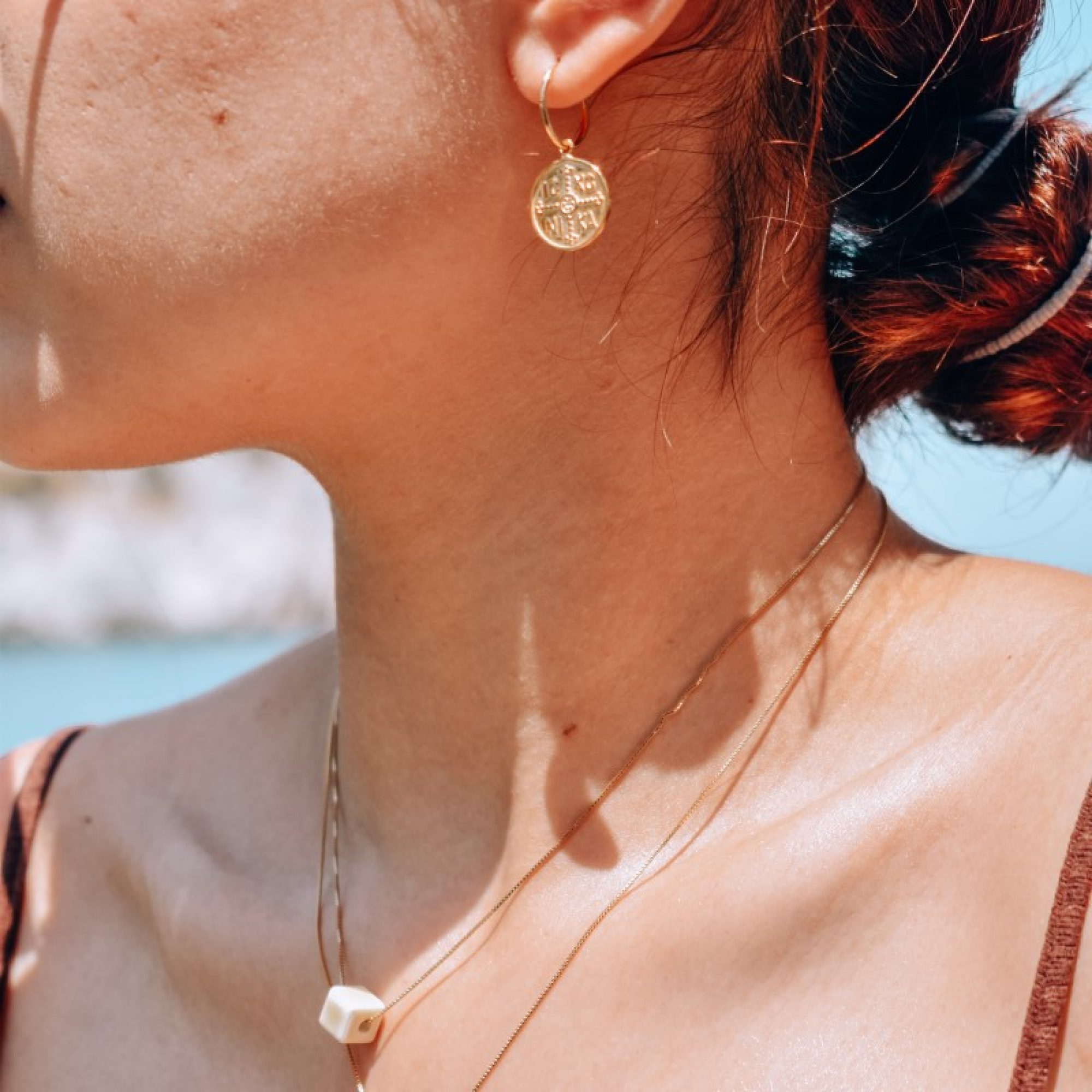 Σκουλαρίκια κωνσταντινάτα κρεμαστά επίχρυσα