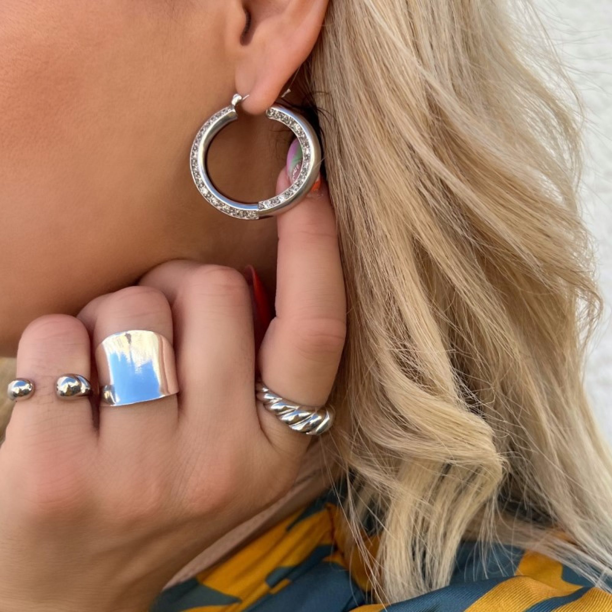 Silver polished ring