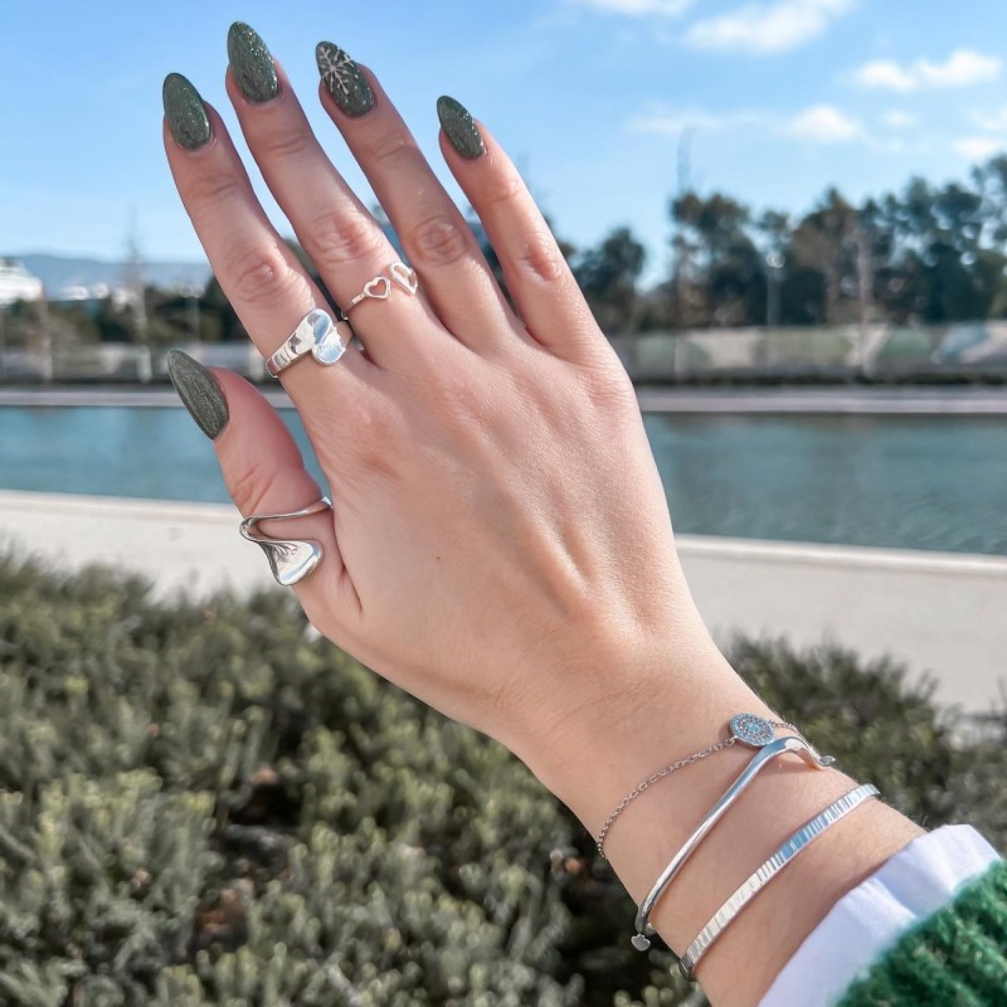 Silver polished ring