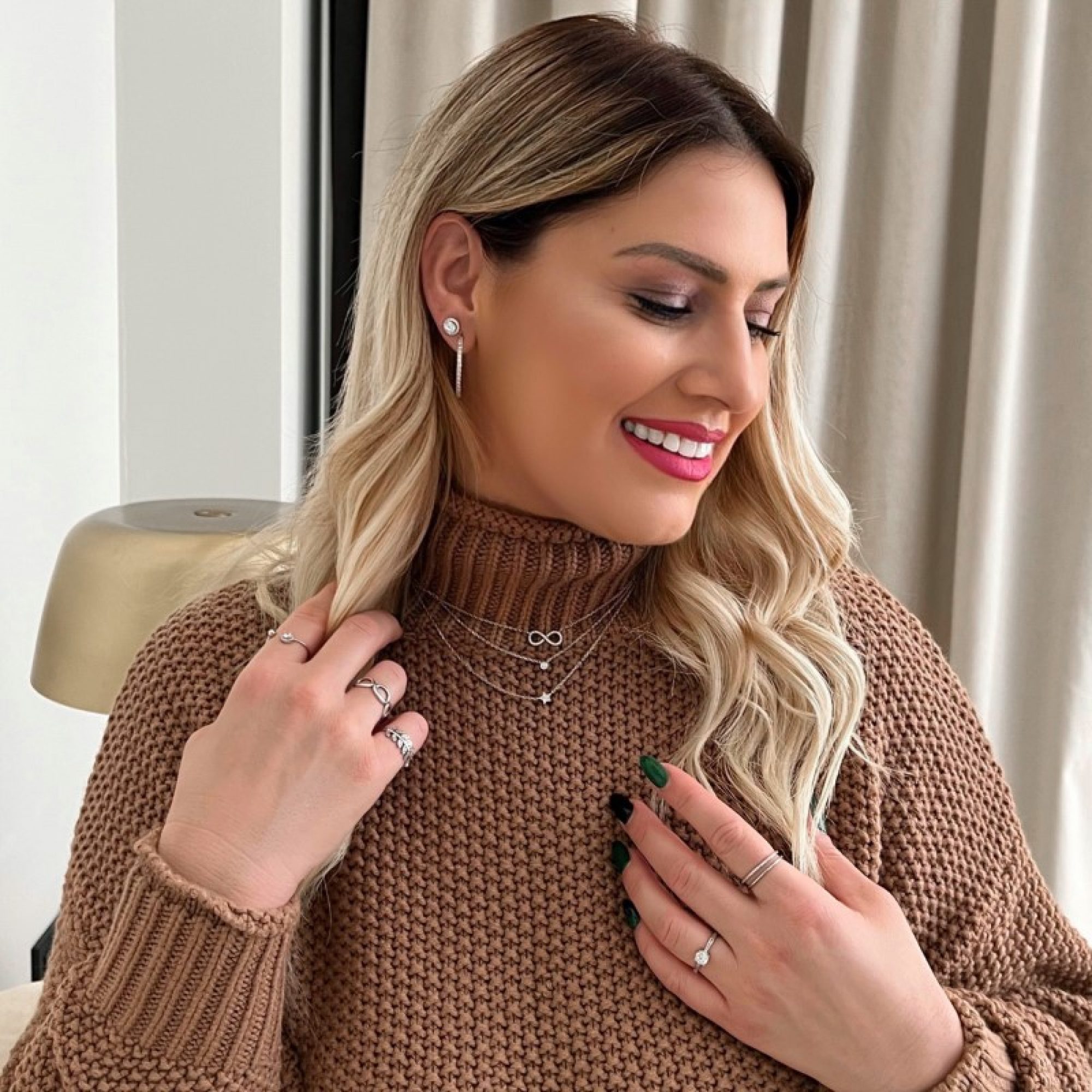 Διπλό κολιέ με πέτρες ζιργκόν