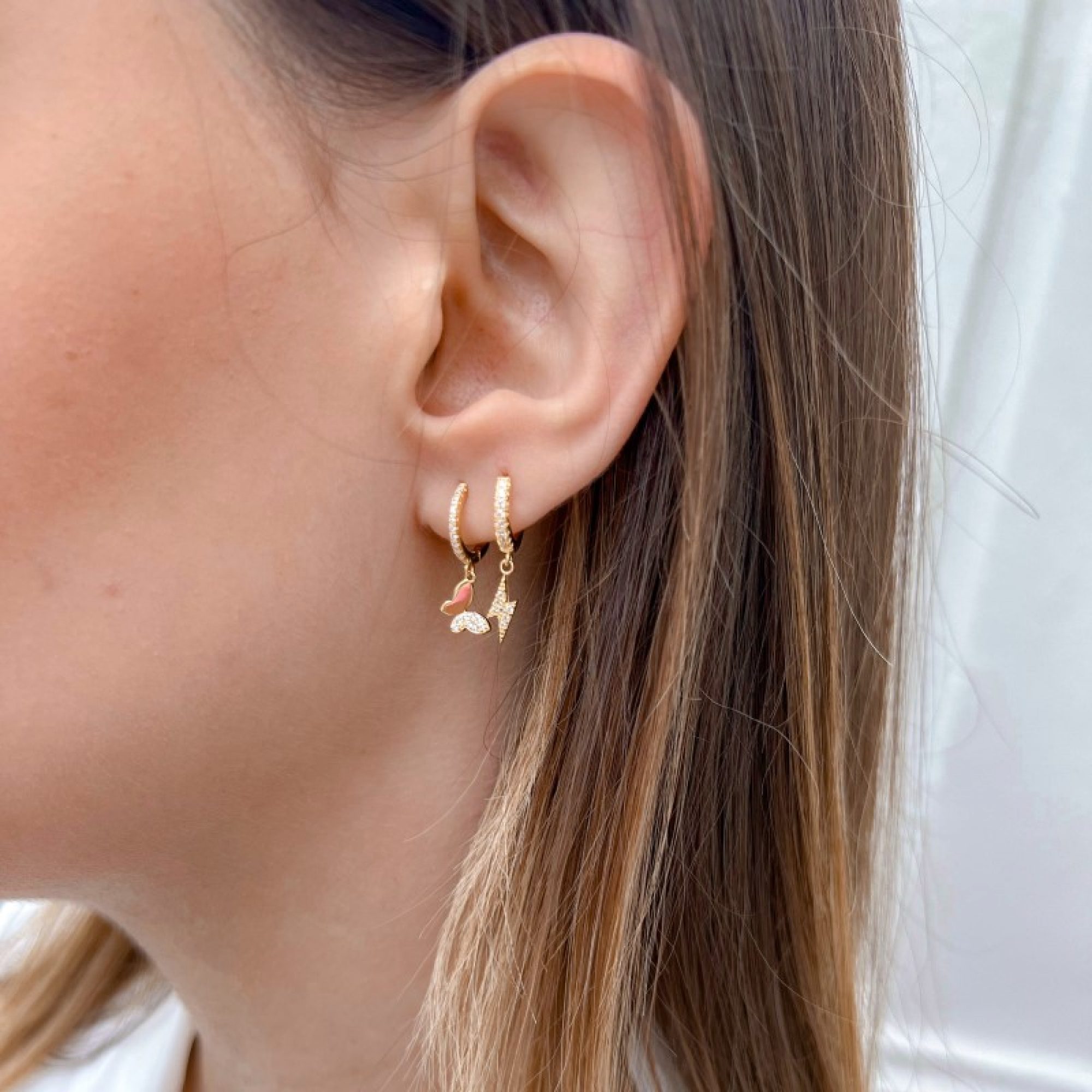 Gold plated earrings with zircon stones