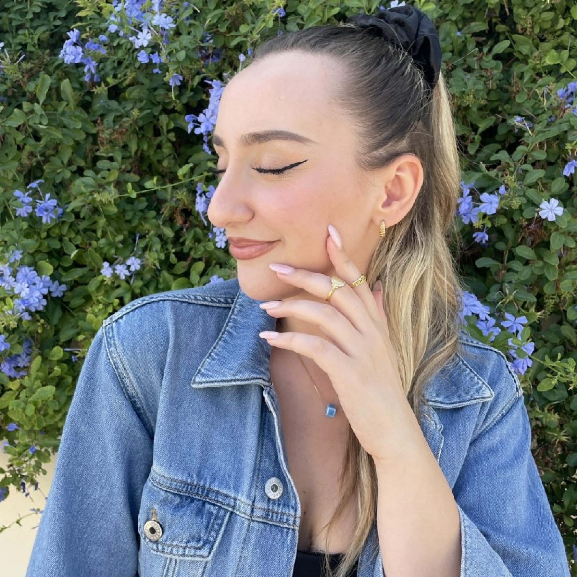 wear it like @vasia_bika