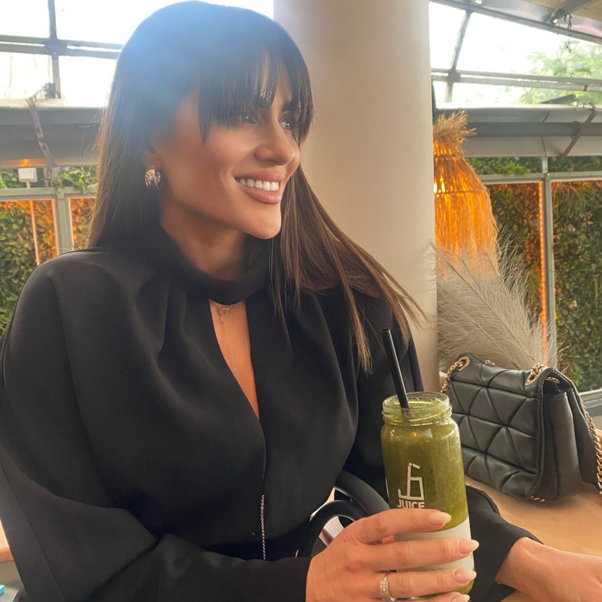 Y-style chain necklace 