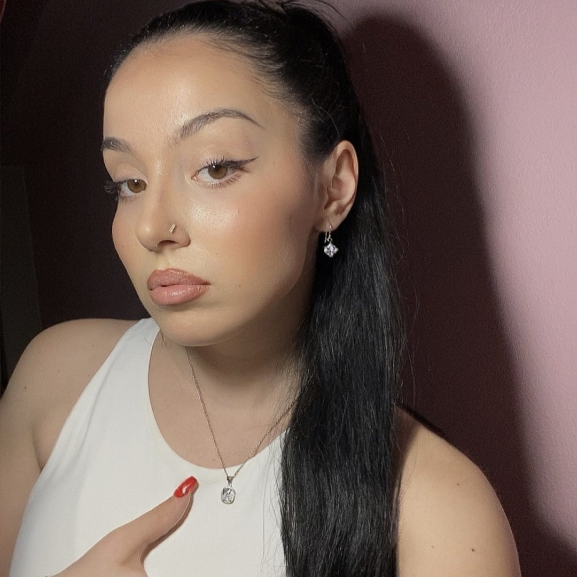 Κολιέ με πέτρες ζιργκόν