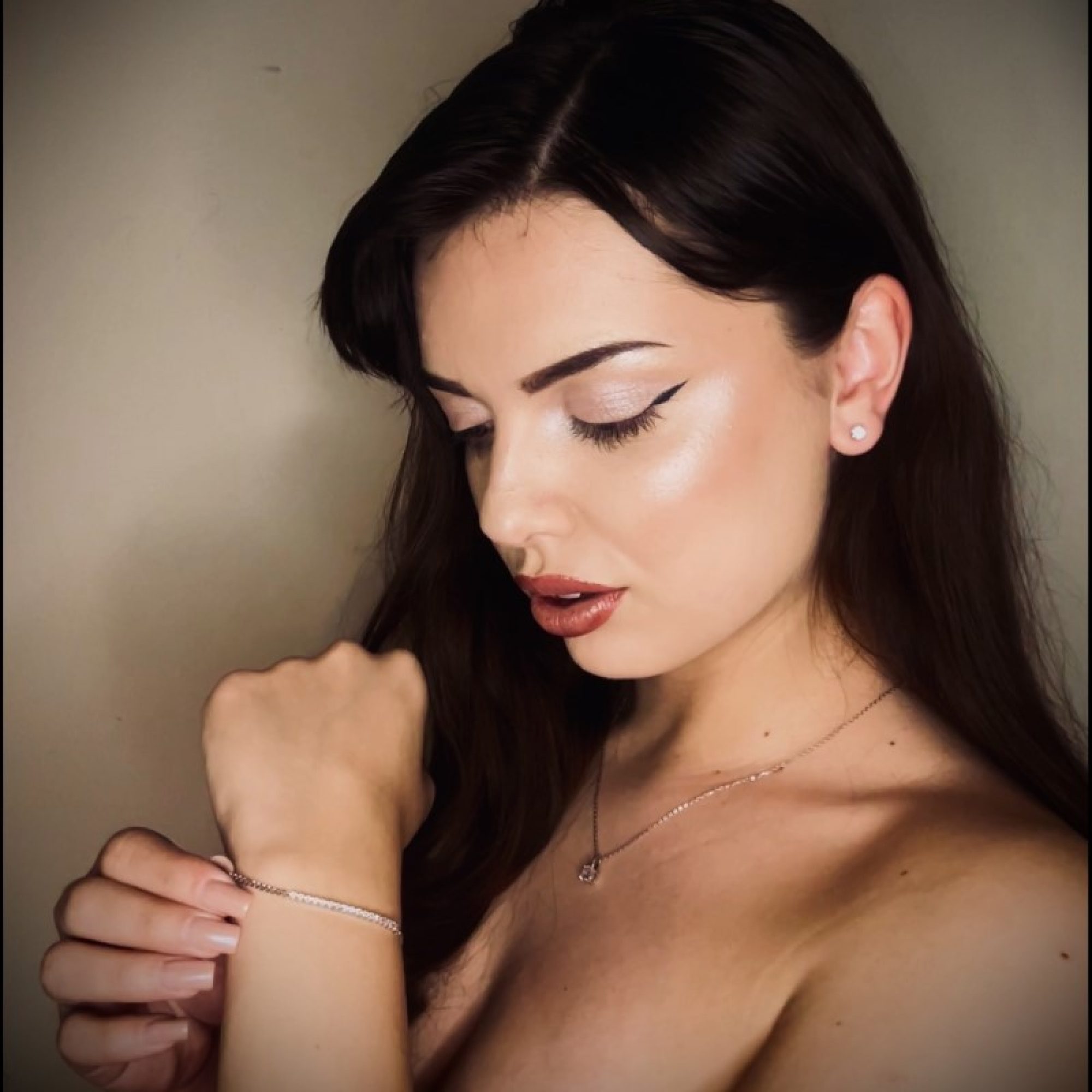 Βραχιόλι με πέτρες ζιργκόν