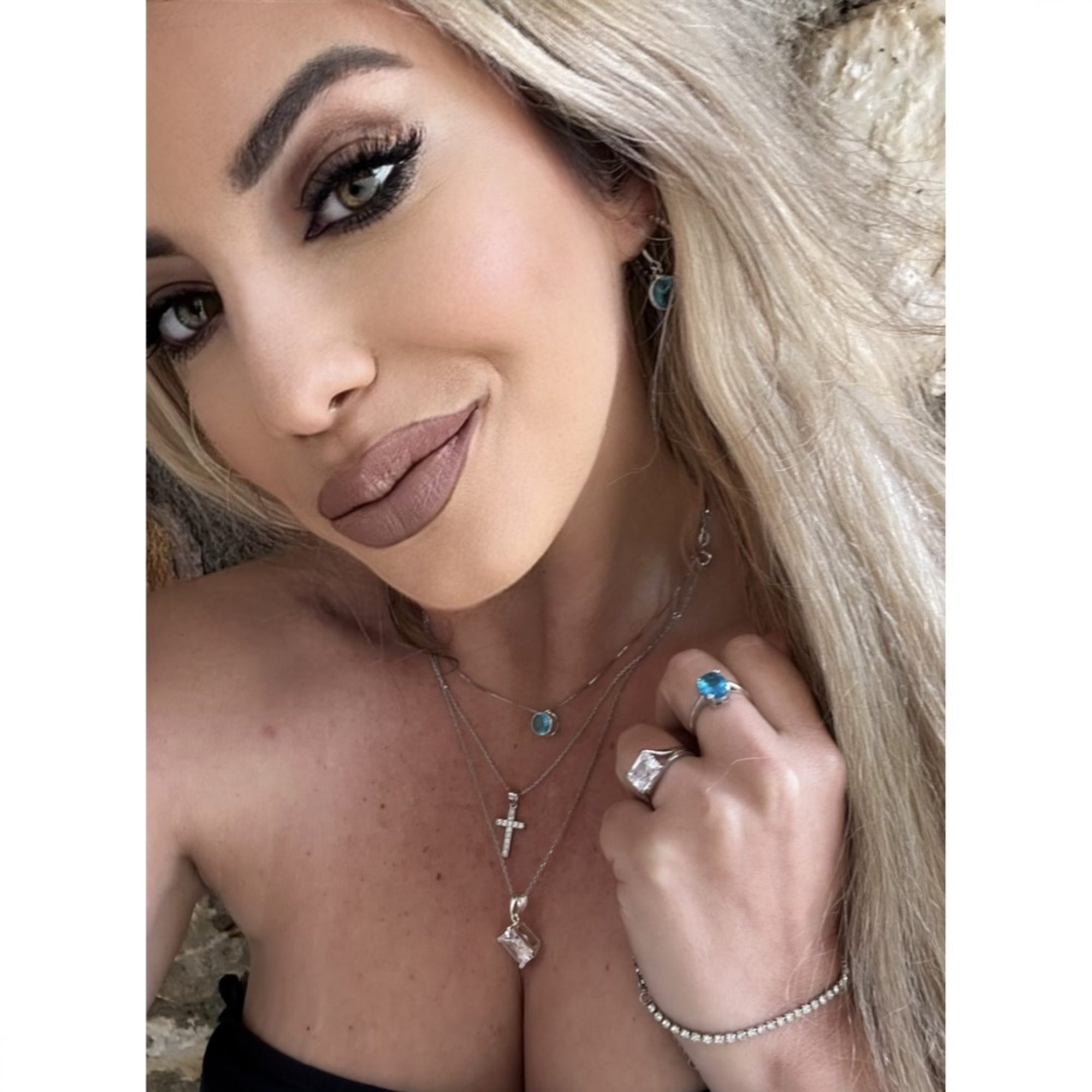 Κολιέ με πέτρα άκουα μαρίν