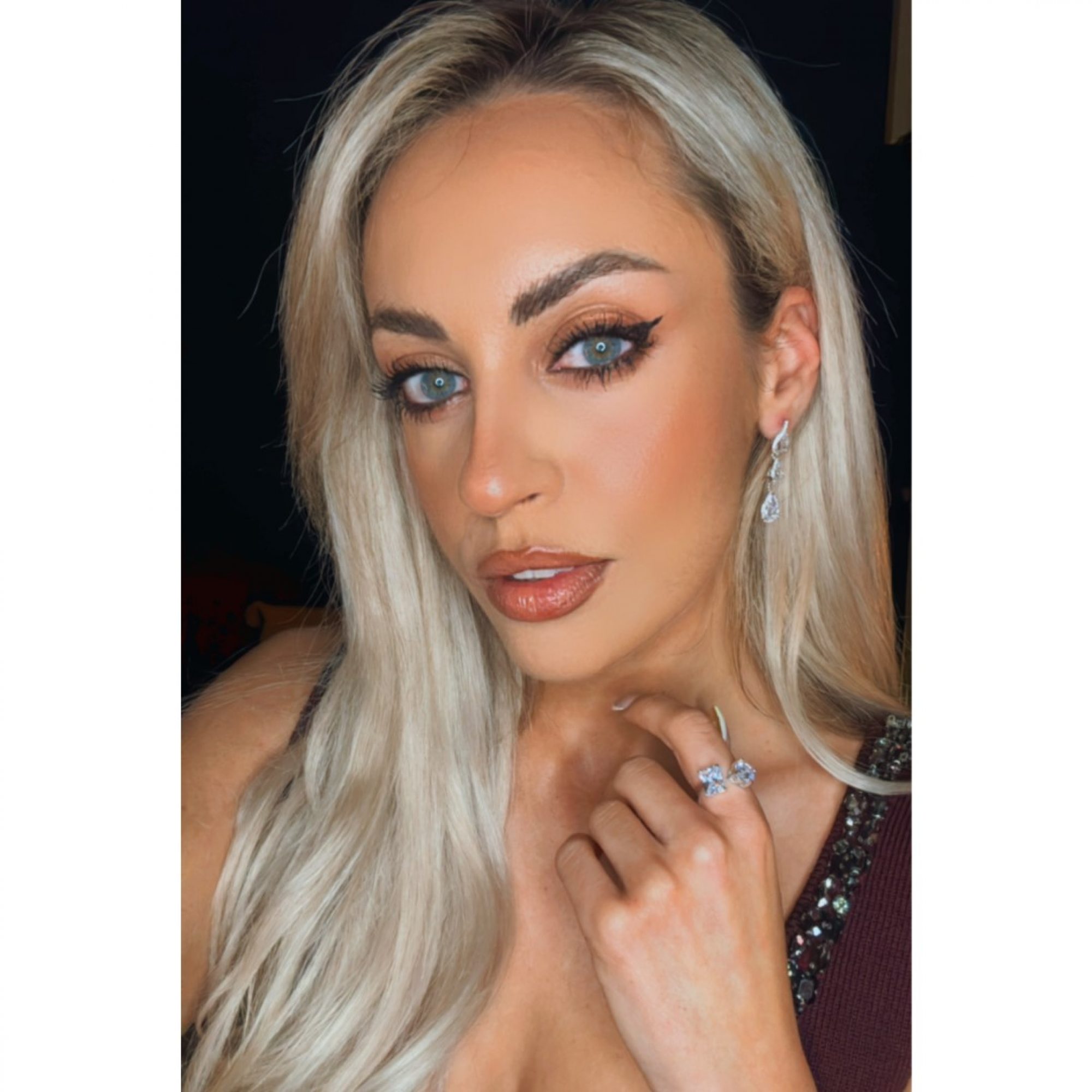 Δαχτυλίδι με πέτρες ζιργκόν