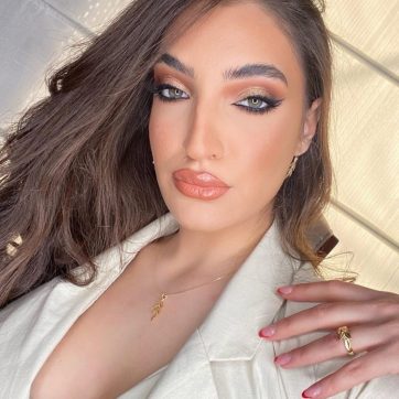 wear it like @lily.asprou