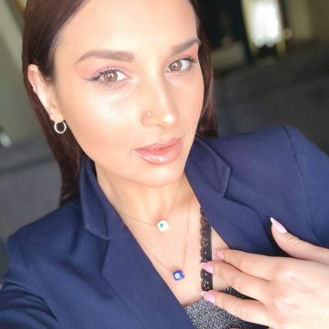 Κολιέ επίχρυσο με σκούρο μπλε χάντρα μάτι