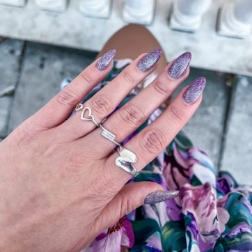 Δαχτυλίδι με καρδιές