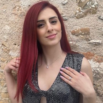 Σετ κολιέ και σκουλαρίκια καρφωτά με πέτρες ζιργκόν