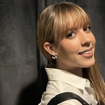 Σκουλαρίκια με φυσικές πέρλες και πέτρες ζιργκόν καρφωτά