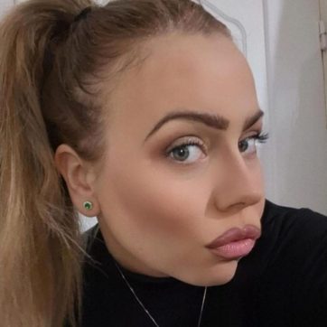 Σκουλαρίκια καρφωτά με πέτρες ζιργκόν και σμαράγδι