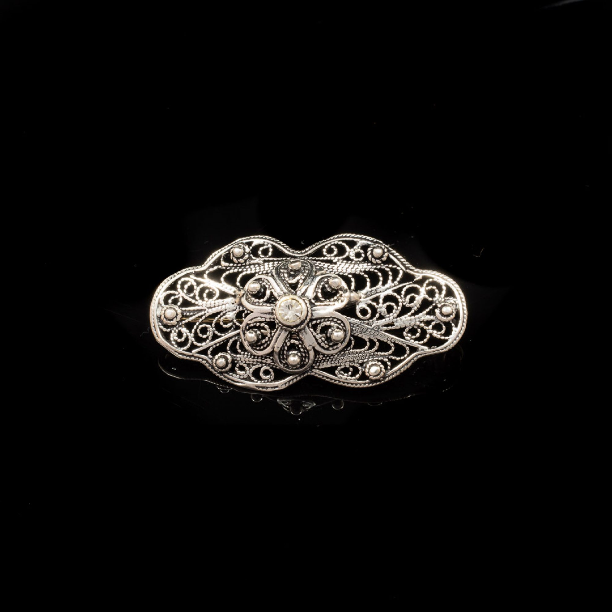 Καρφίτσα με πέτρα ζιργκόν