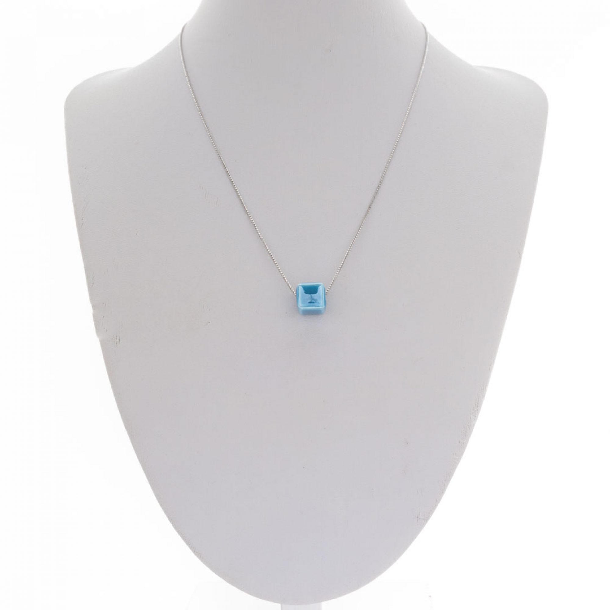 Κολιέ με χάντρα μπλε