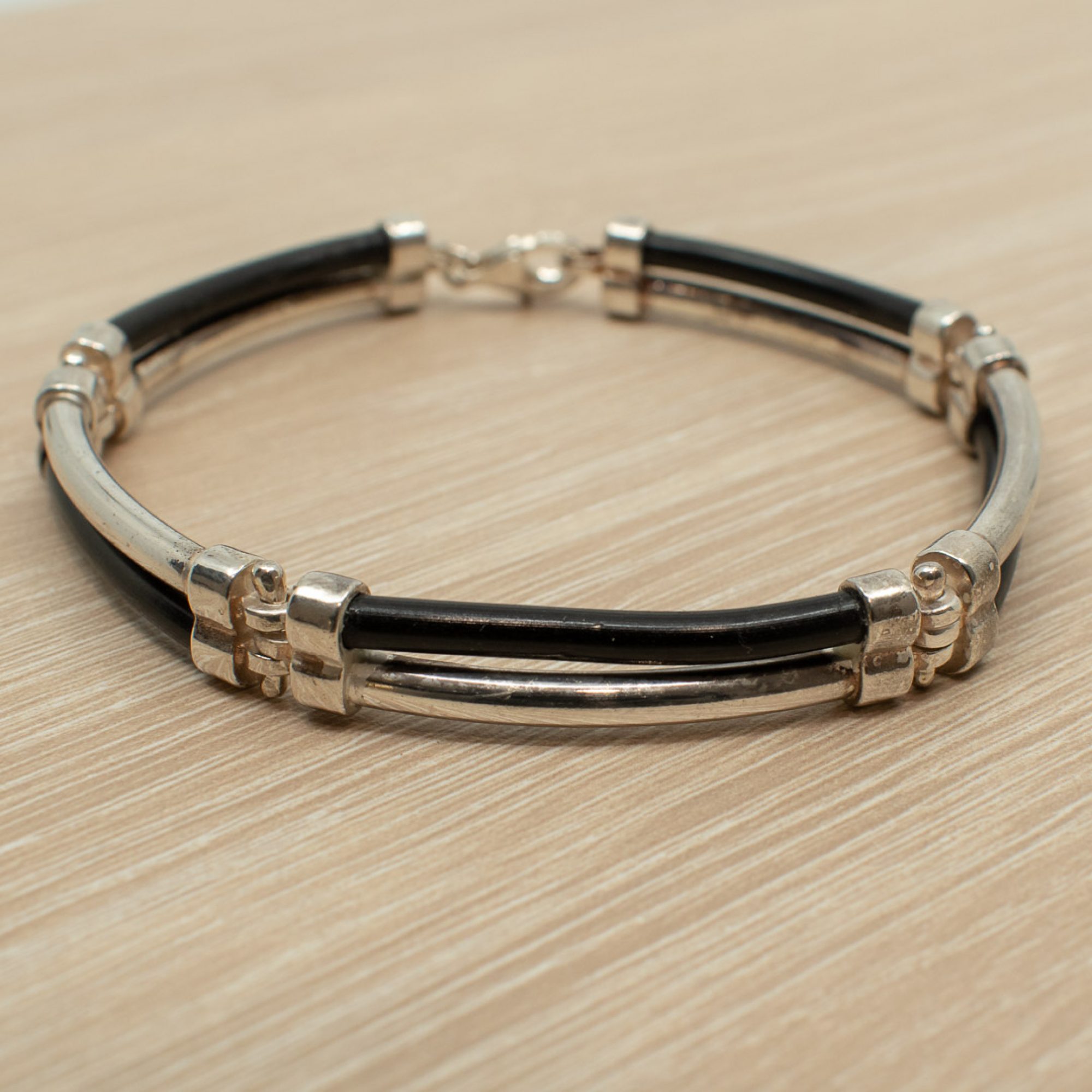 Βραχιόλι καουτσούκ ασήμι