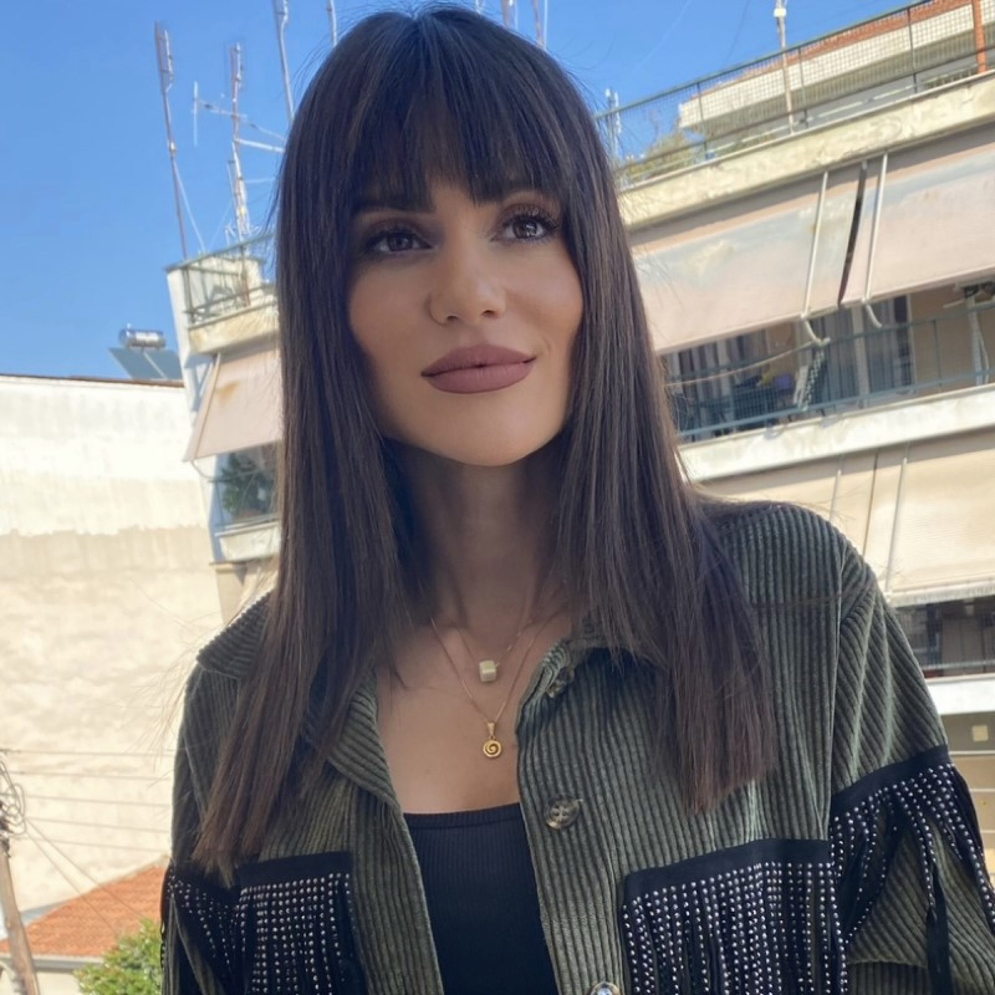 wear it like @mar1alambr0u