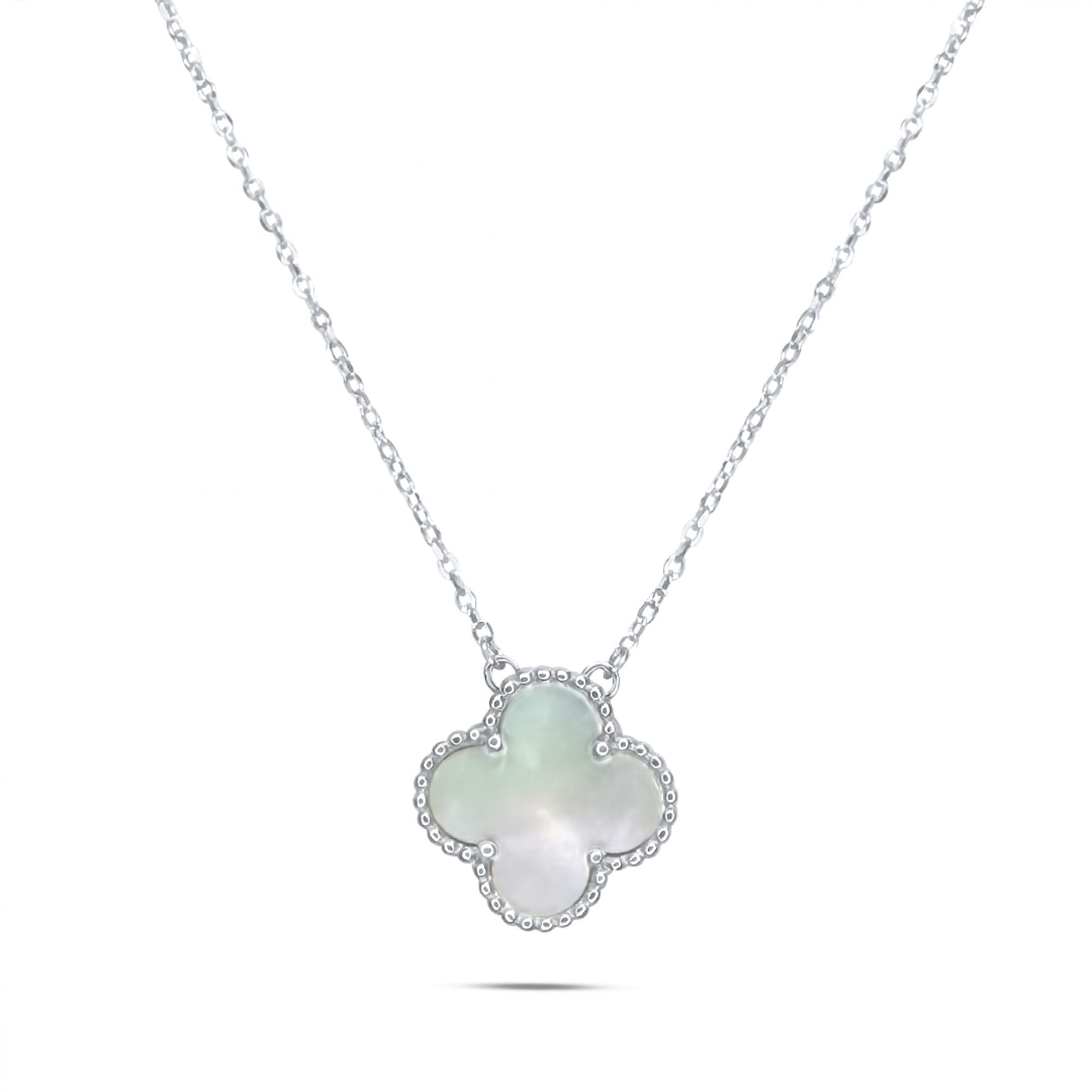 Necklace with mother of pearl