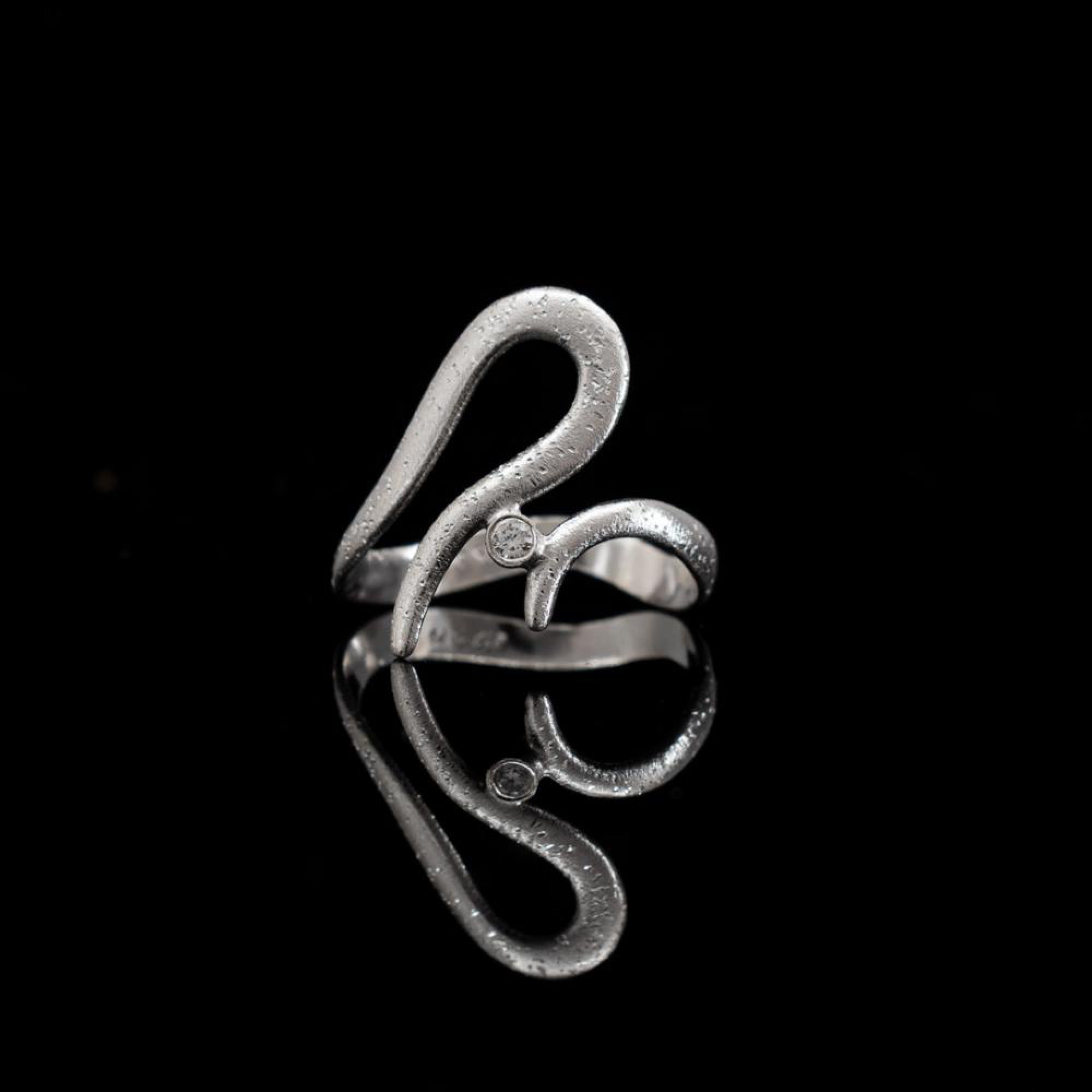 Χειροποίητο limited edition δαχτυλίδι