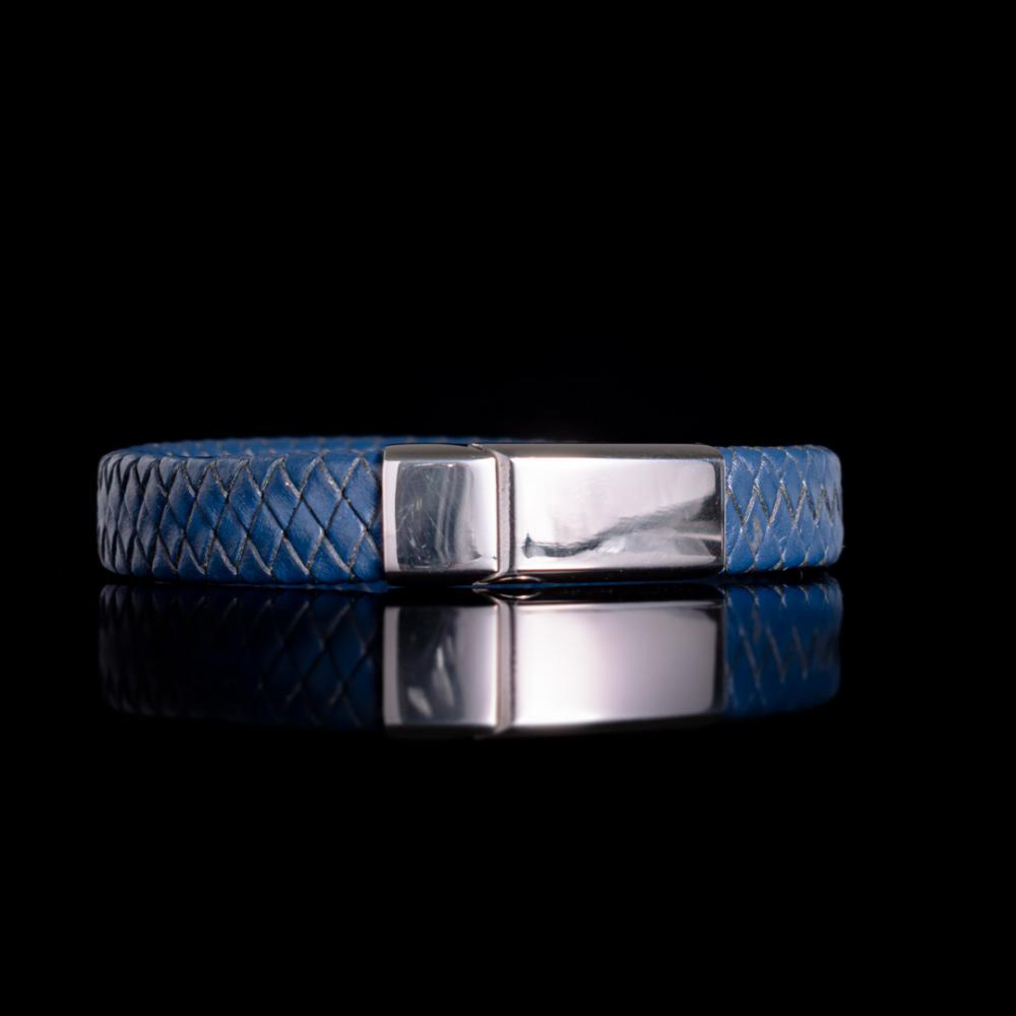 Χειροπέδα από δέρμα και ατσάλι