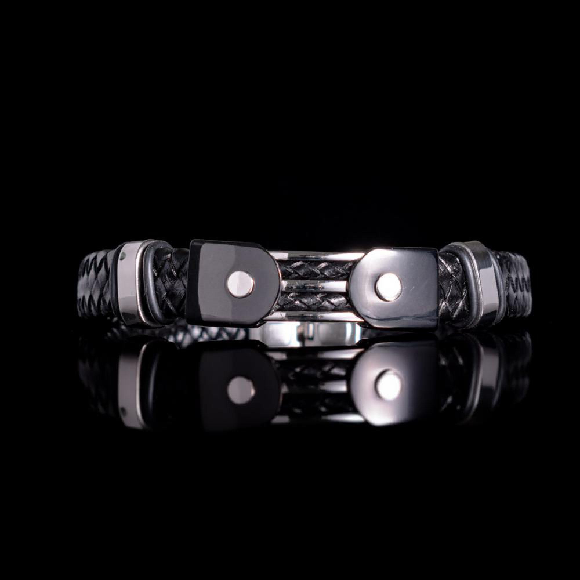 Χειροπέδα από δέρμα και ατσάλι