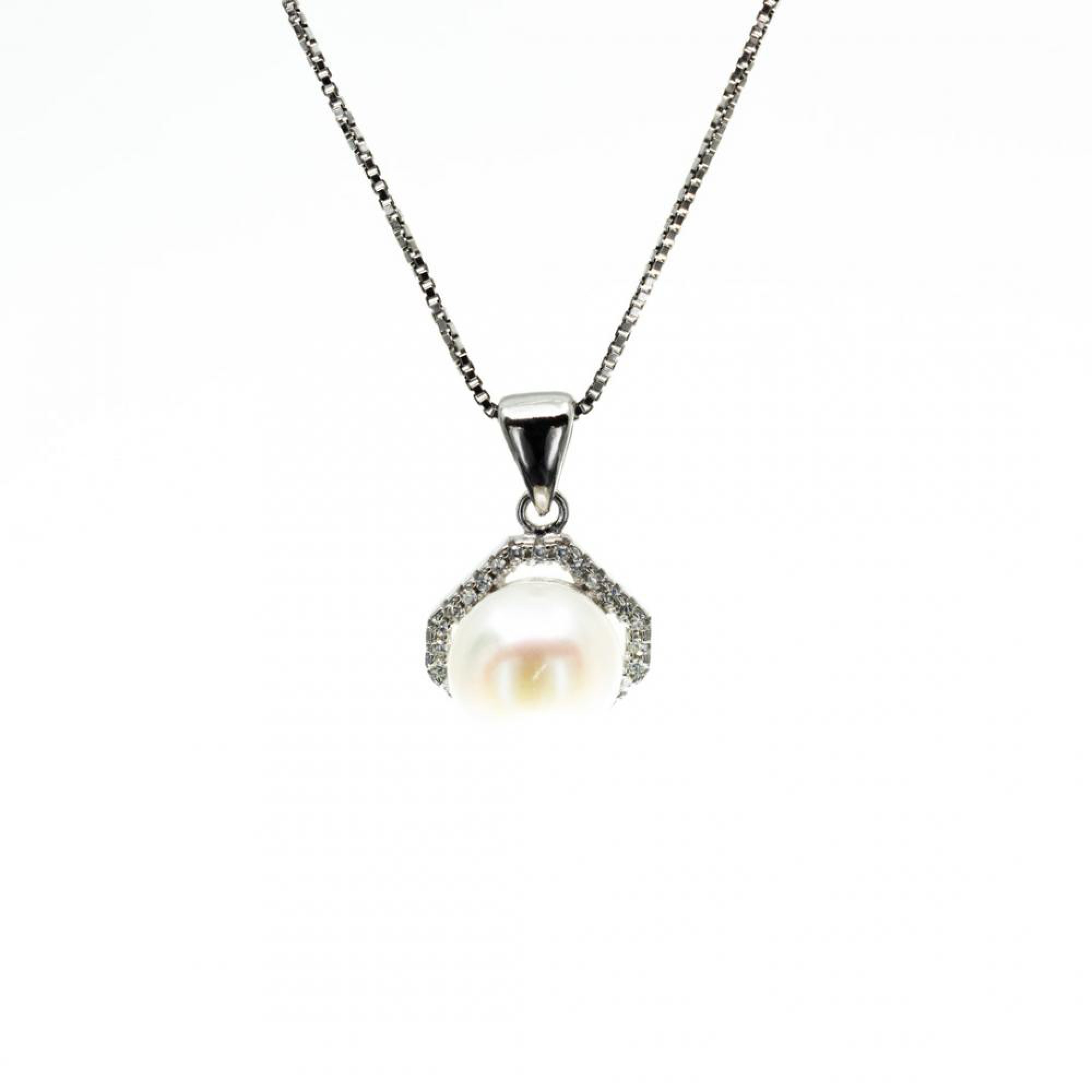 Necklace with real pearl and zircon stones