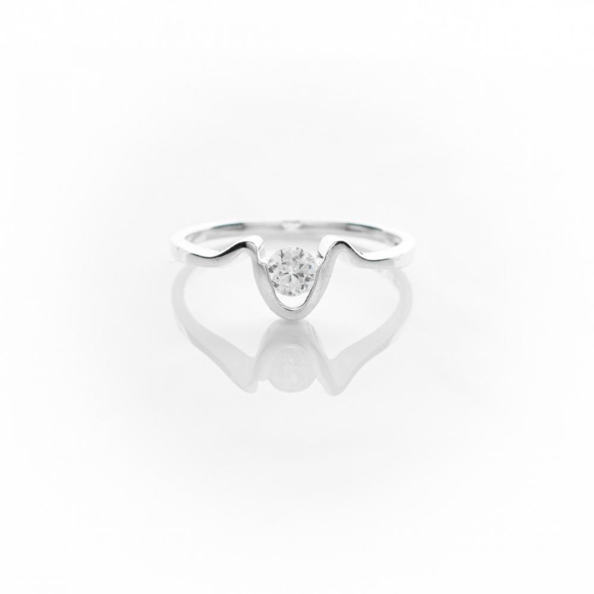 Silver ring with zircon stone