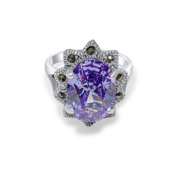 petsios Ring with amethyst stone and marcasites