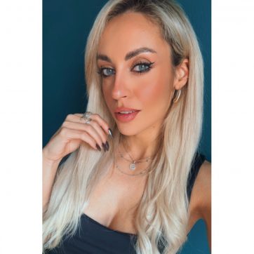 petsios wear it like @arvanitiniki #2