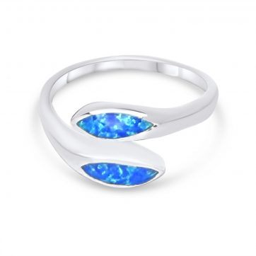 petsios Silver ring with opal stones