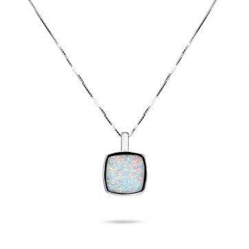 petsios White opal pendant