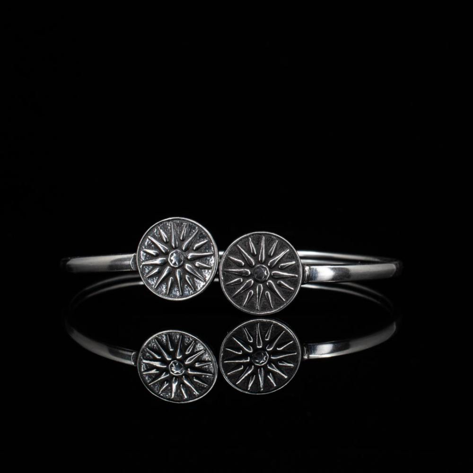 Βραχιόλι κύκλος με διπλό αστέρι της Βεργίνας