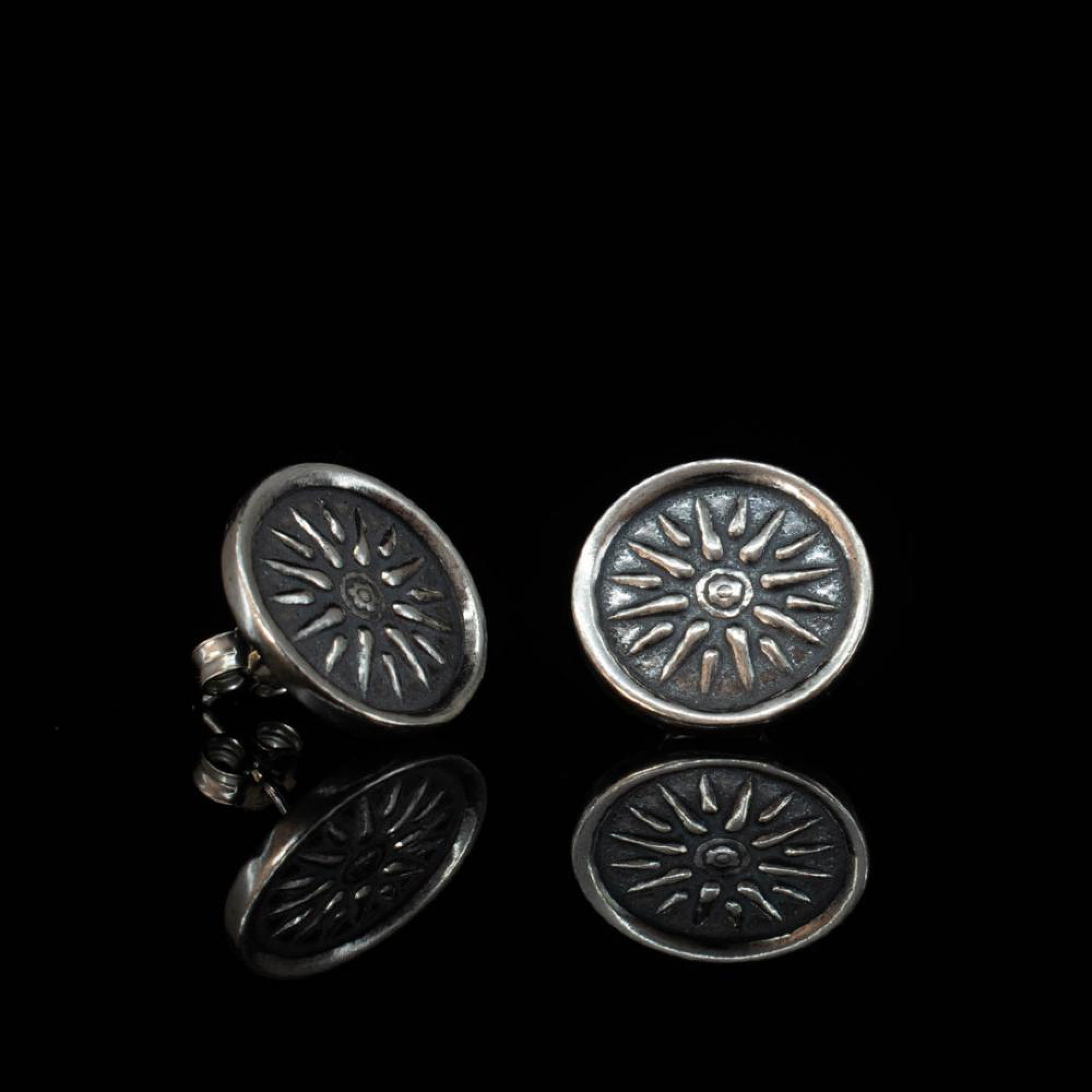 Oxidised Vergina star earrings