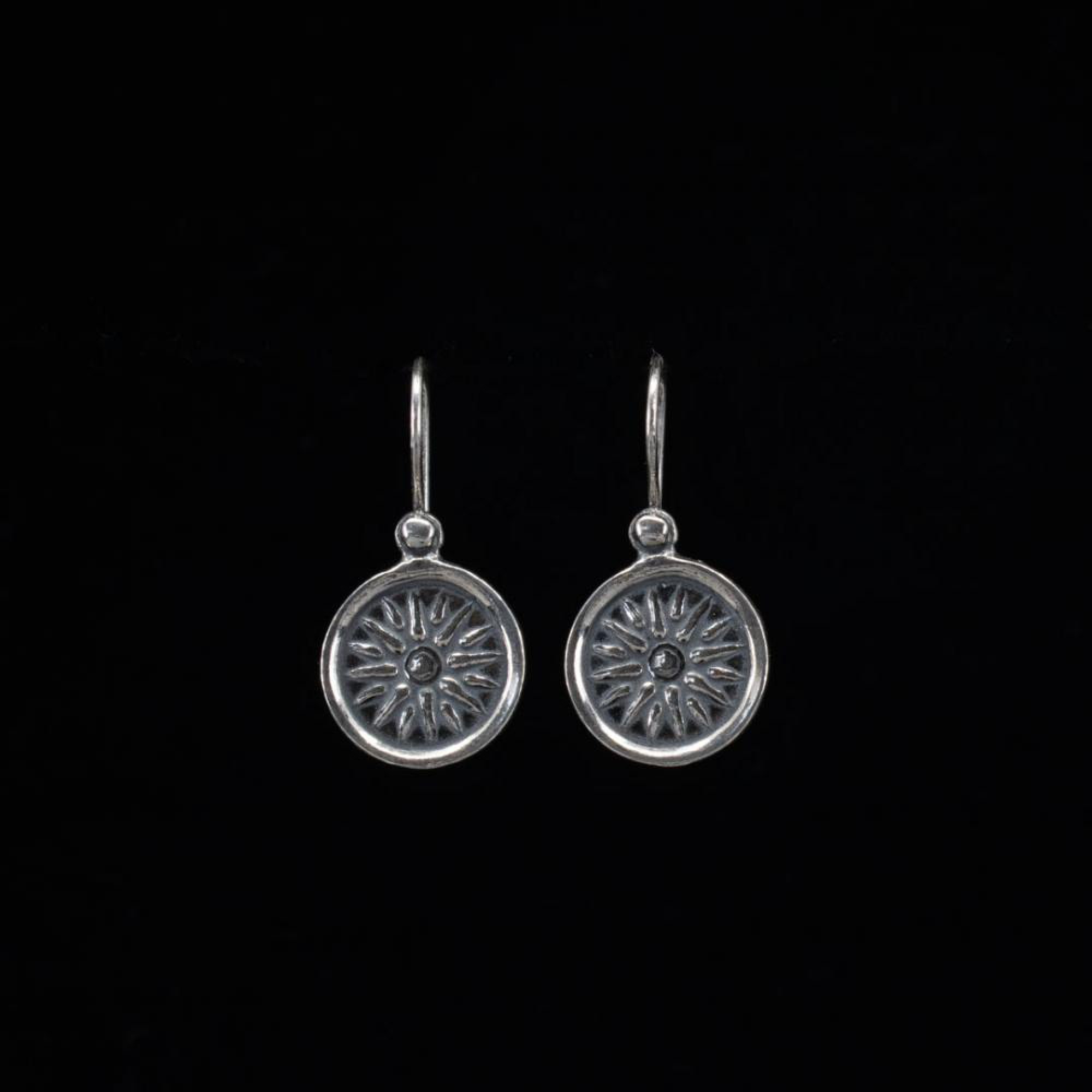 Σκουλαρίκια με αστέρι της Βεργίνας οξειδωμένα κρεμαστά